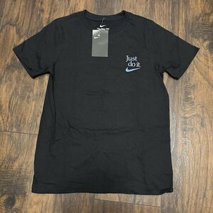 Boys Nike Just Do It Tshirt Medium Not Winning Enough NWT Black